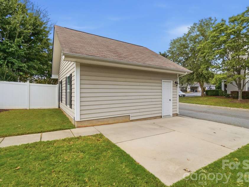123 Leyton Loop, Mooresville, NC 28117.  MLS# CAR4425887, YatesRealty ID 55408. Parking Pad