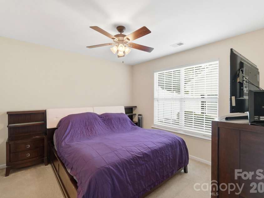 123 Leyton Loop, Mooresville, NC 28117.  MLS# CAR4425887, YatesRealty ID 55408. Primary Bedroom on Main