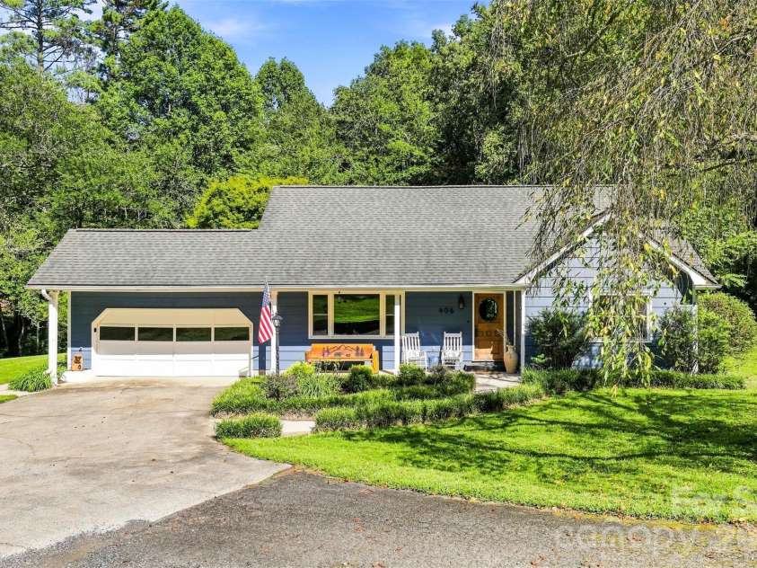 406 Friendship Lane, Pisgah Forest, NC 28768.  MLS# CAR4425881, YatesRealty ID 55409. 