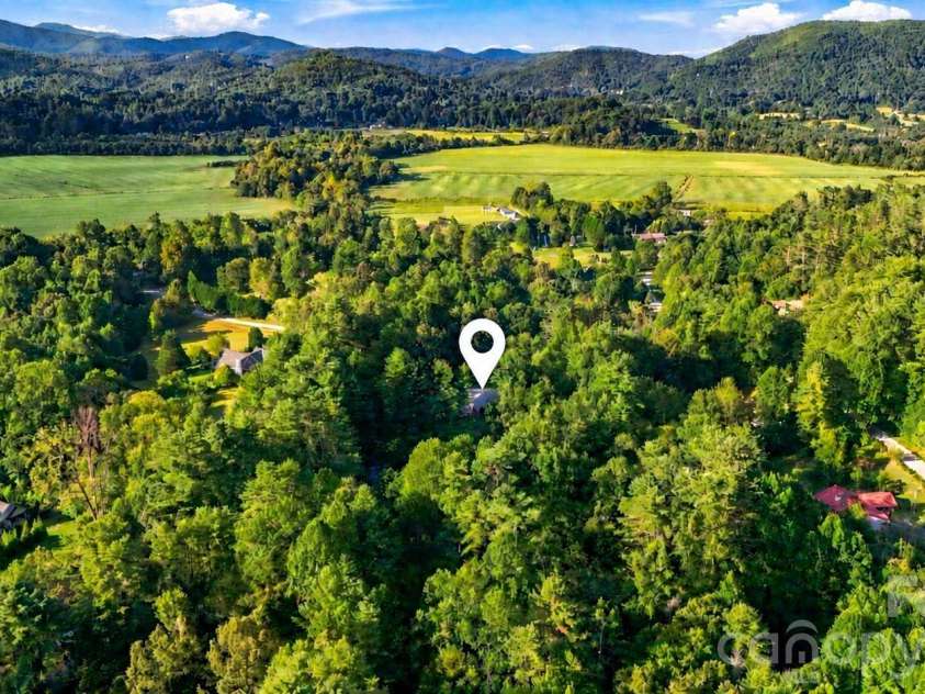 406 Friendship Lane, Pisgah Forest, NC 28768.  MLS# CAR4425881, YatesRealty ID 55409. 