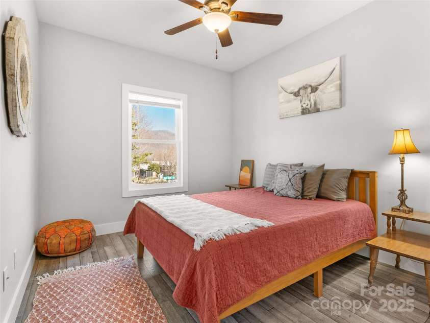 2 Half Moon Drive, Swannanoa, NC 28778.  MLS# CAR4228596, YatesRealty ID 5541. 
