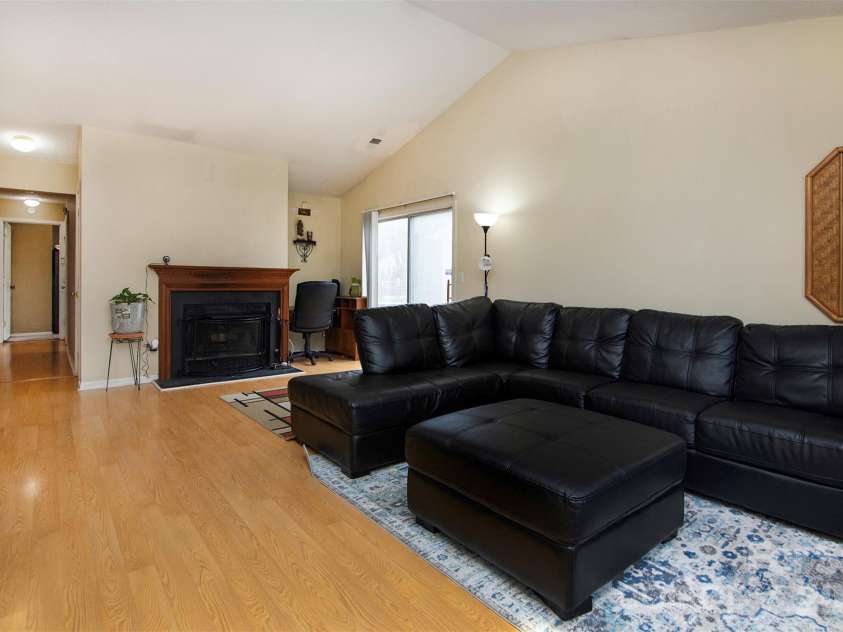 4803 Harri Ann Drive, Charlotte, NC 28227.  MLS# CAR4347186, YatesRealty ID 5541. 