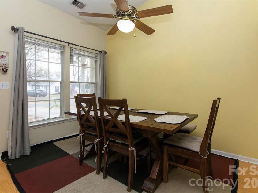 4803 Harri Ann Drive, Charlotte, NC 28227.  MLS# CAR4347186, YatesRealty ID 5541. 