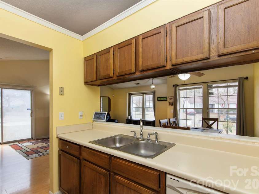 4803 Harri Ann Drive, Charlotte, NC 28227.  MLS# CAR4347186, YatesRealty ID 5541. 