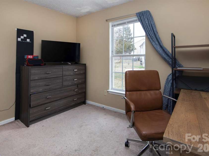 4803 Harri Ann Drive, Charlotte, NC 28227.  MLS# CAR4347186, YatesRealty ID 5541. 