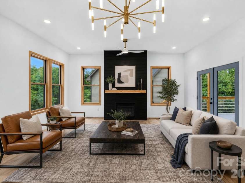 5 Bellagio Place, Asheville, NC 28803.  MLS# CAR4425621, YatesRealty ID 55410. 