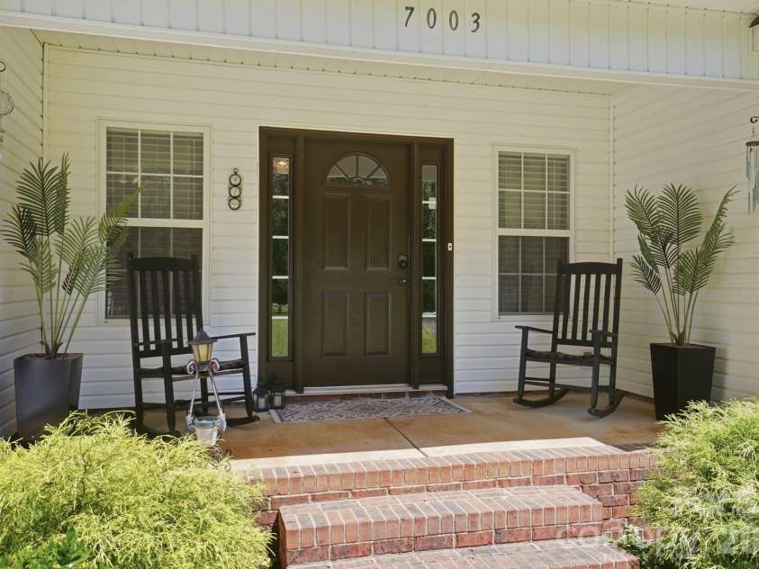7003 Providence Road, Waxhaw, NC 28173.  MLS# CAR4415672, YatesRealty ID 55414. 