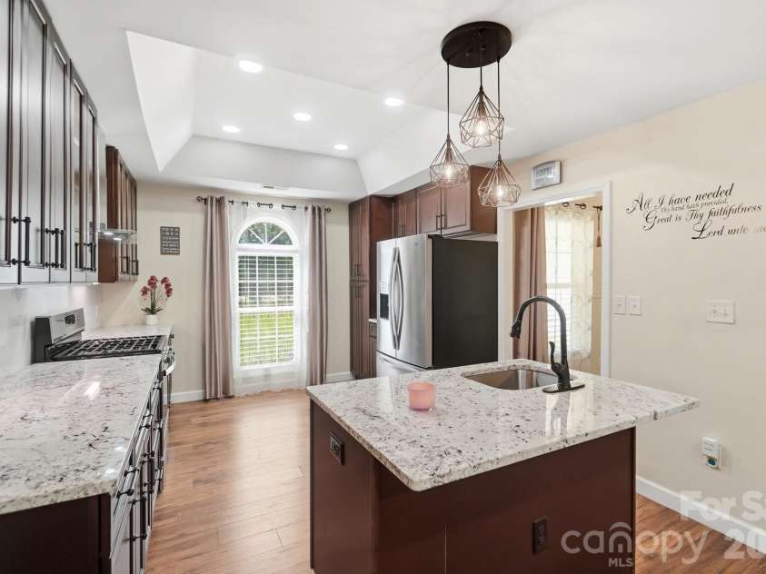 7003 Providence Road, Waxhaw, NC 28173.  MLS# CAR4415672, YatesRealty ID 55414. 