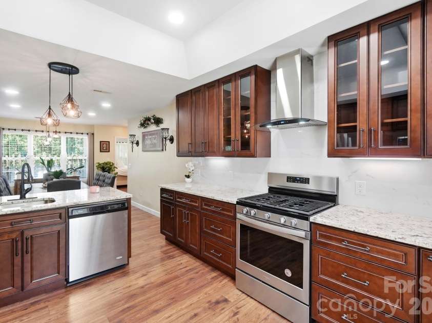 7003 Providence Road, Waxhaw, NC 28173.  MLS# CAR4415672, YatesRealty ID 55414. 