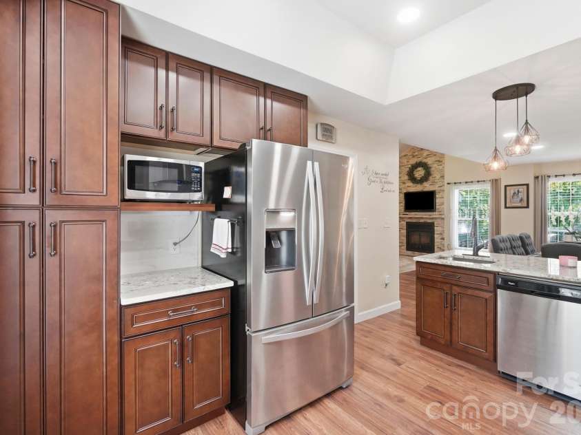 7003 Providence Road, Waxhaw, NC 28173.  MLS# CAR4415672, YatesRealty ID 55414. 