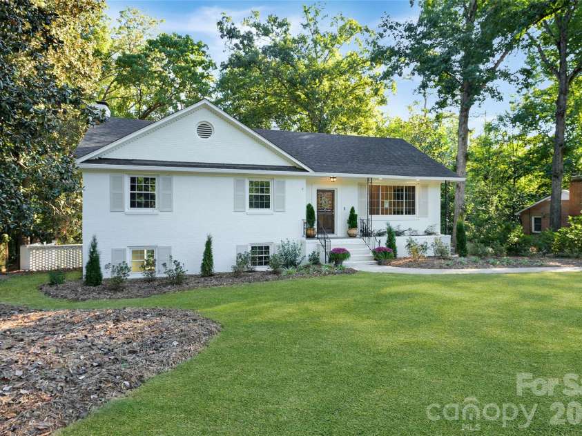 7527 Gayle Avenue, Charlotte, NC 28212.  MLS# CAR4417540, YatesRealty ID 55415. 