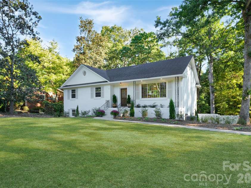 7527 Gayle Avenue, Charlotte, NC 28212.  MLS# CAR4417540, YatesRealty ID 55415. 