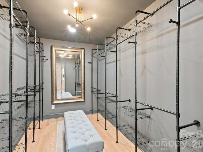7527 Gayle Avenue, Charlotte, NC 28212.  MLS# CAR4417540, YatesRealty ID 55415. 