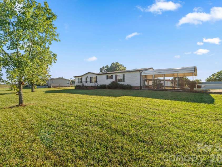 25 Lineside Drive, Stony Point, NC 28678.  MLS# CAR4383309, YatesRealty ID 55416. 