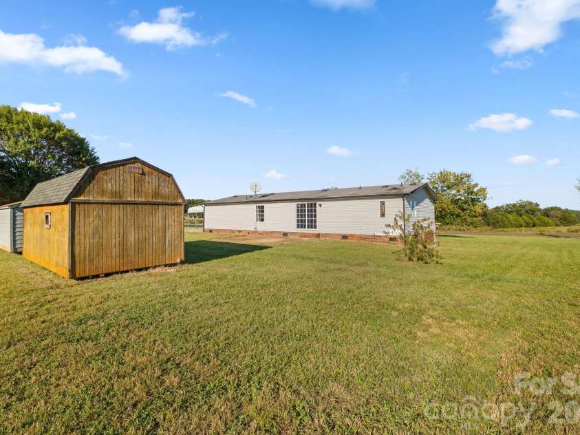 25 Lineside Drive, Stony Point, NC 28678.  MLS# CAR4383309, YatesRealty ID 55416. 