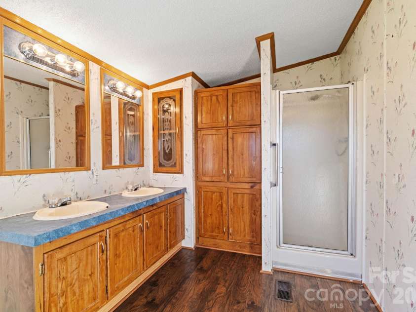 25 Lineside Drive, Stony Point, NC 28678.  MLS# CAR4383309, YatesRealty ID 55416. 