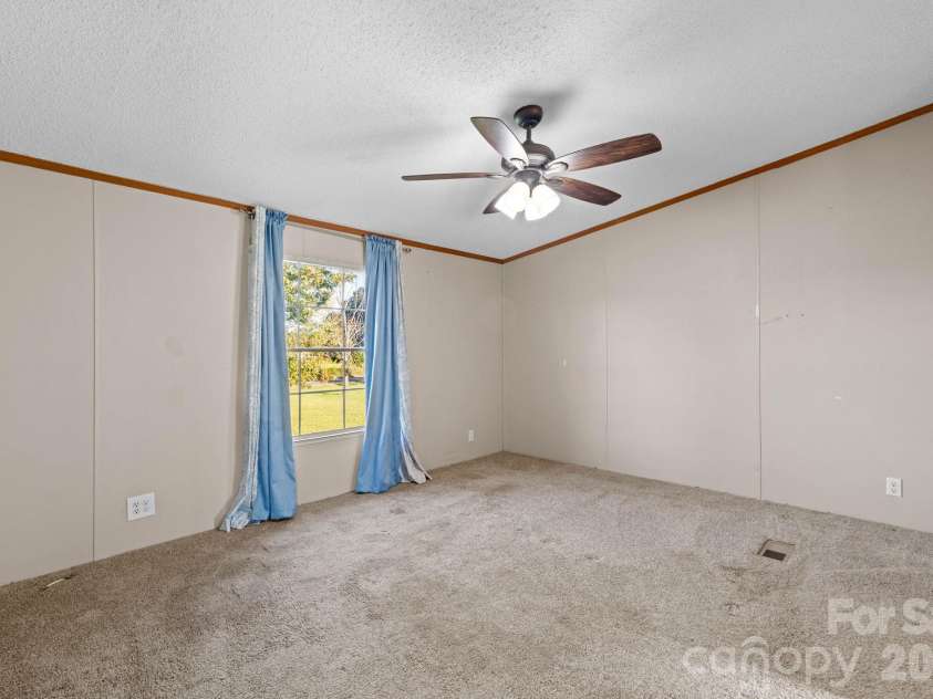 25 Lineside Drive, Stony Point, NC 28678.  MLS# CAR4383309, YatesRealty ID 55416. 