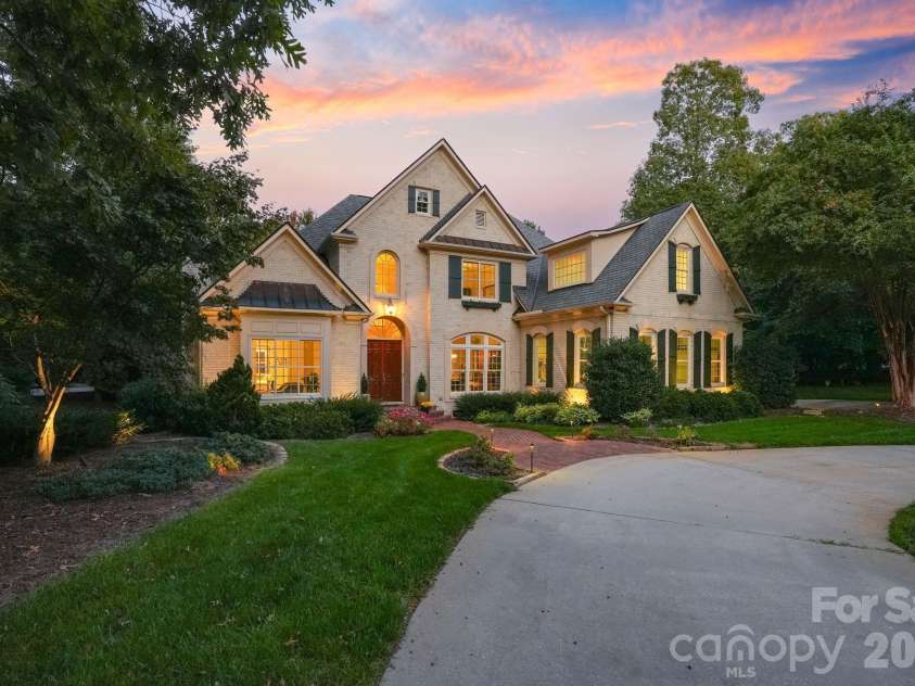 811 Bass Landing Place, Greensboro, NC 27455.  MLS# CAR4432350, YatesRealty ID 55419. 