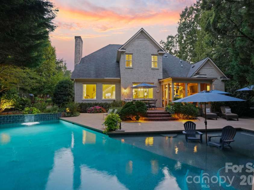 811 Bass Landing Place, Greensboro, NC 27455.  MLS# CAR4432350, YatesRealty ID 55419. 