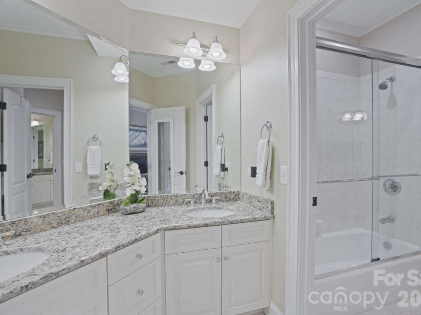 811 Bass Landing Place, Greensboro, NC 27455.  MLS# CAR4432350, YatesRealty ID 55419. 