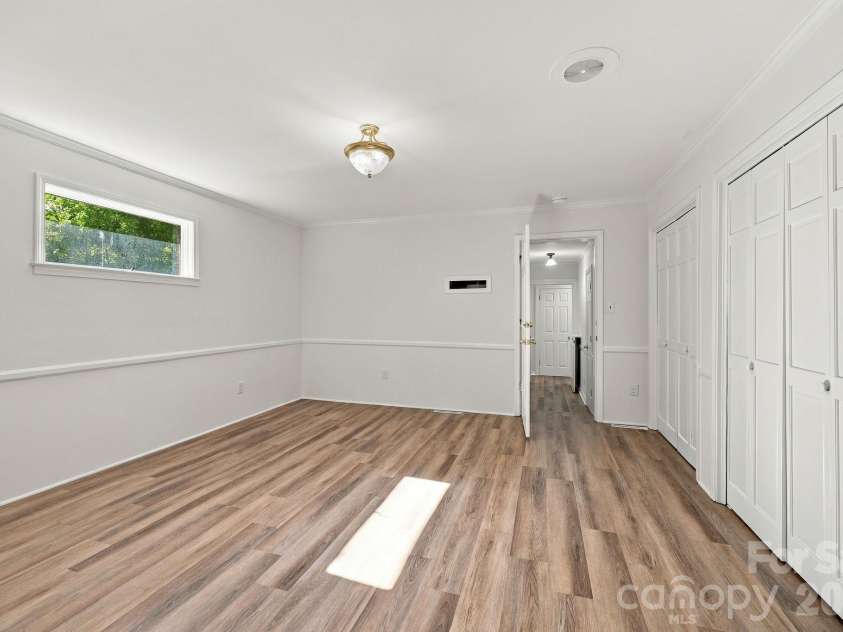 123 Hillside Avenue, Concord, NC 28025.  MLS# CAR4432576, YatesRealty ID 55421. Primary Bedroom