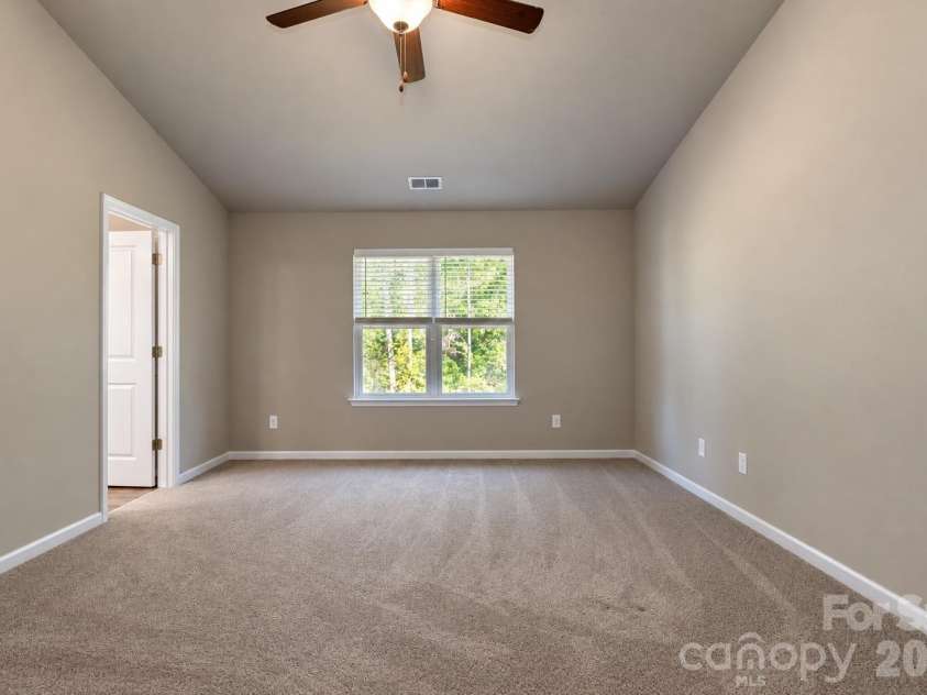 2647 Dellinger Drive, Charlotte, NC 28269.  MLS# CAR4426888, YatesRealty ID 55422. Primary bedroom