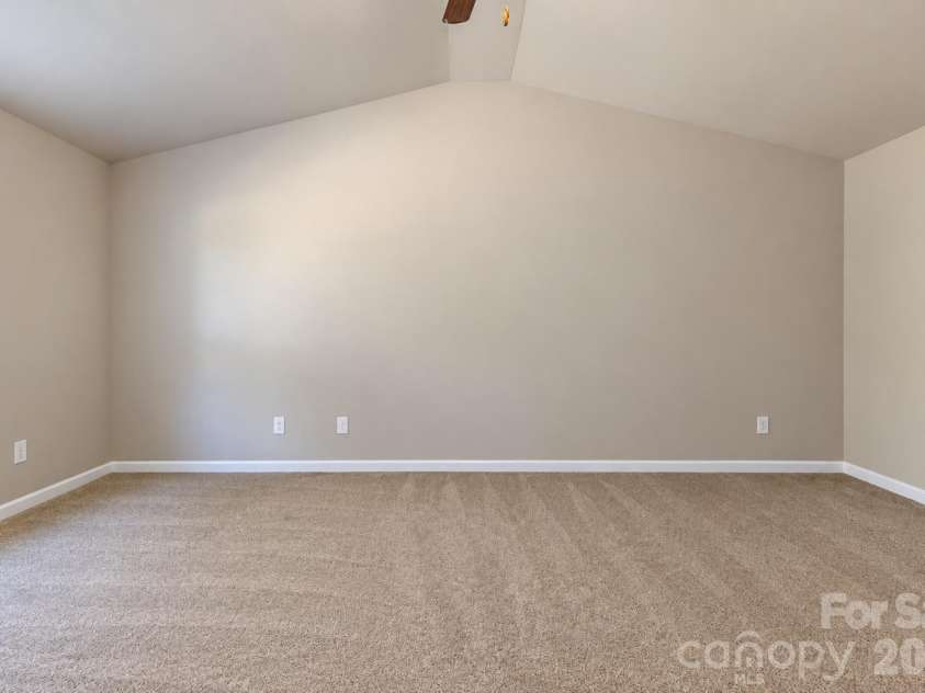 2647 Dellinger Drive, Charlotte, NC 28269.  MLS# CAR4426888, YatesRealty ID 55422. Primary bedroom