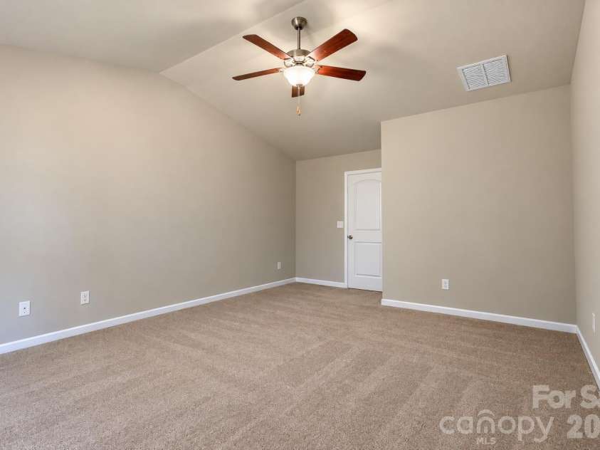 2647 Dellinger Drive, Charlotte, NC 28269.  MLS# CAR4426888, YatesRealty ID 55422. Primary bedroom