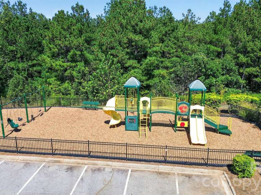 78066 Rillstone Drive, Lancaster, SC 29720.  MLS# CAR4431291, YatesRealty ID 55424. Neighborhood Playground