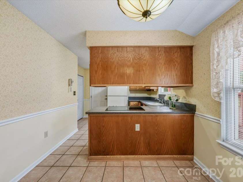 8544 Indian Summer Trail, Harrisburg, NC 28075.  MLS# CAR4431680, YatesRealty ID 55426. Kitchen