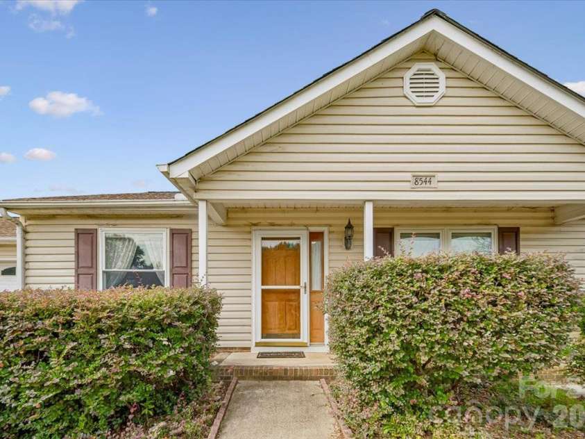 8544 Indian Summer Trail, Harrisburg, NC 28075.  MLS# CAR4431680, YatesRealty ID 55426. Welcome Home!