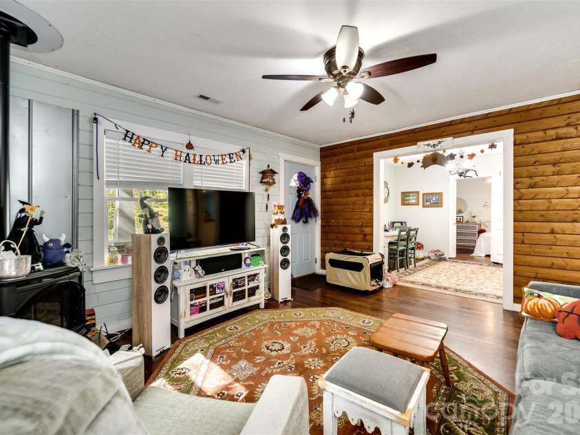 152 Mills Branch Road, Sylva, NC 28779.  MLS# CAR4430886, YatesRealty ID 55427. 