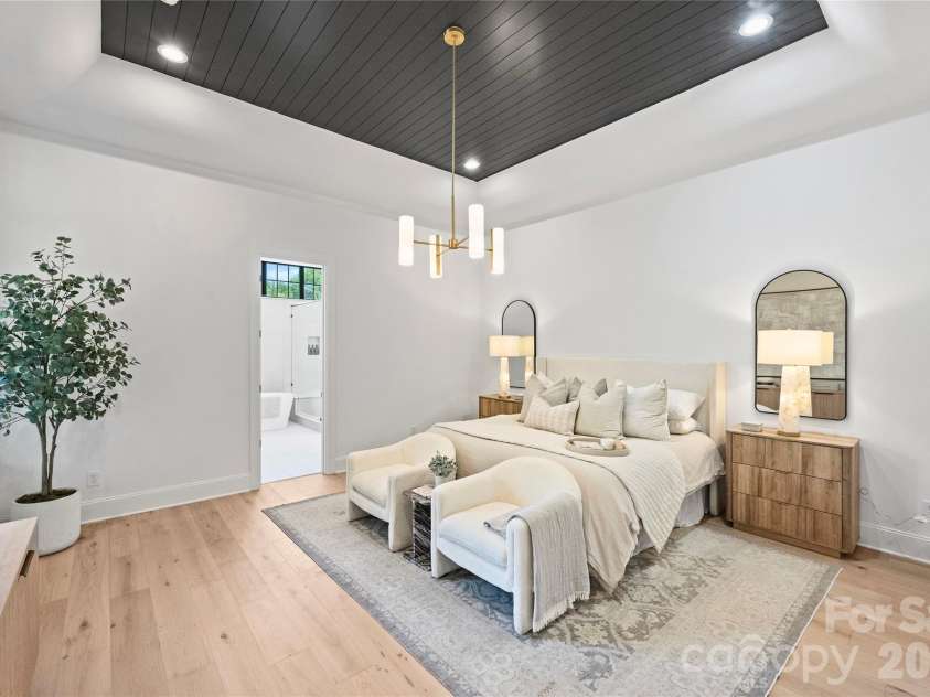 1205 Jersey Lane, Charlotte, NC 28209.  MLS# CAR4432667, YatesRealty ID 55429. Primary bedroom