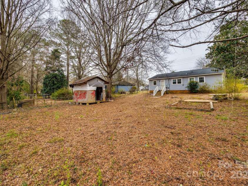 113 Galilean Road, York, SC 29745.  MLS# CAR4228335, YatesRealty ID 5543. 