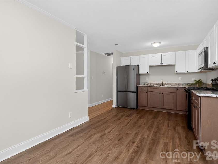 1234 Clanton Road, Charlotte, NC 28217.  MLS# CAR4356474, YatesRealty ID 5543. 