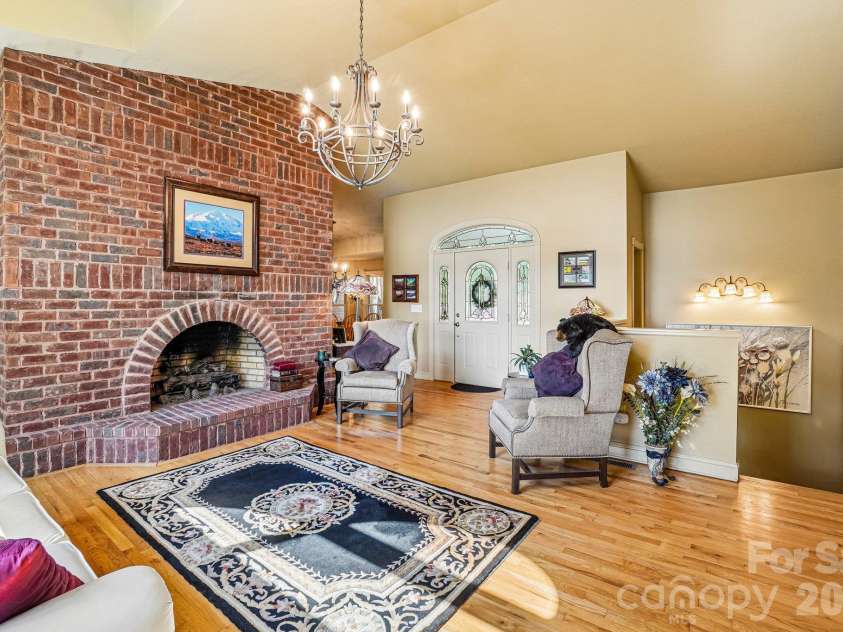 239 Bearwallow Mountain Road, Hendersonville, NC 28792.  MLS# CAR4430745, YatesRealty ID 55430. 
