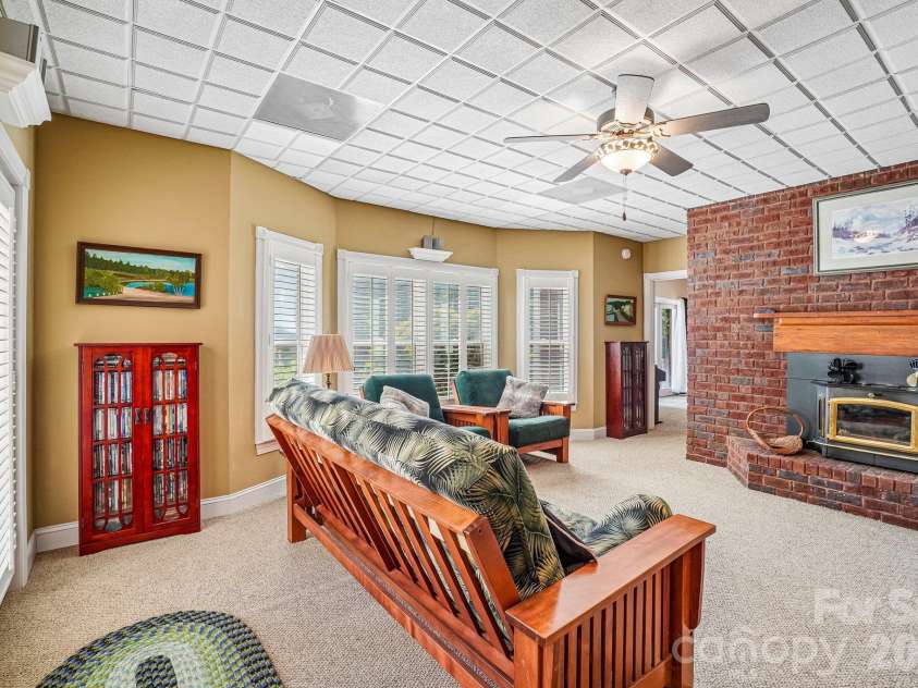 239 Bearwallow Mountain Road, Hendersonville, NC 28792.  MLS# CAR4430745, YatesRealty ID 55430. 