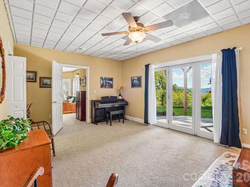239 Bearwallow Mountain Road, Hendersonville, NC 28792.  MLS# CAR4430745, YatesRealty ID 55430. 