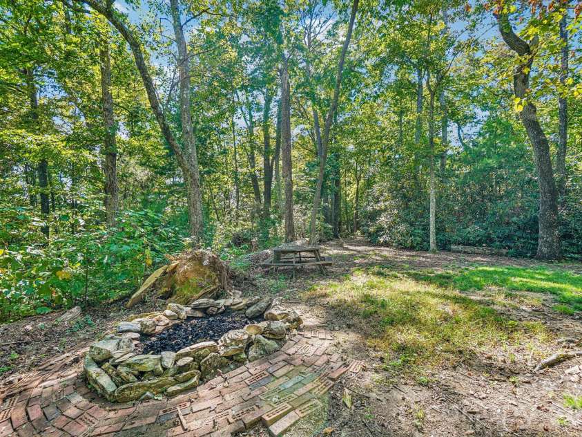 239 Bearwallow Mountain Road, Hendersonville, NC 28792.  MLS# CAR4430745, YatesRealty ID 55430. 