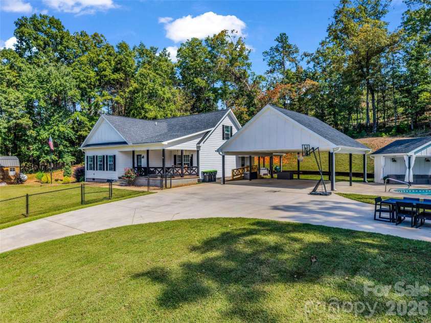 194 Lyles Pond Road, Rutherfordton, NC 28139.  MLS# CAR4432518, YatesRealty ID 55433. 