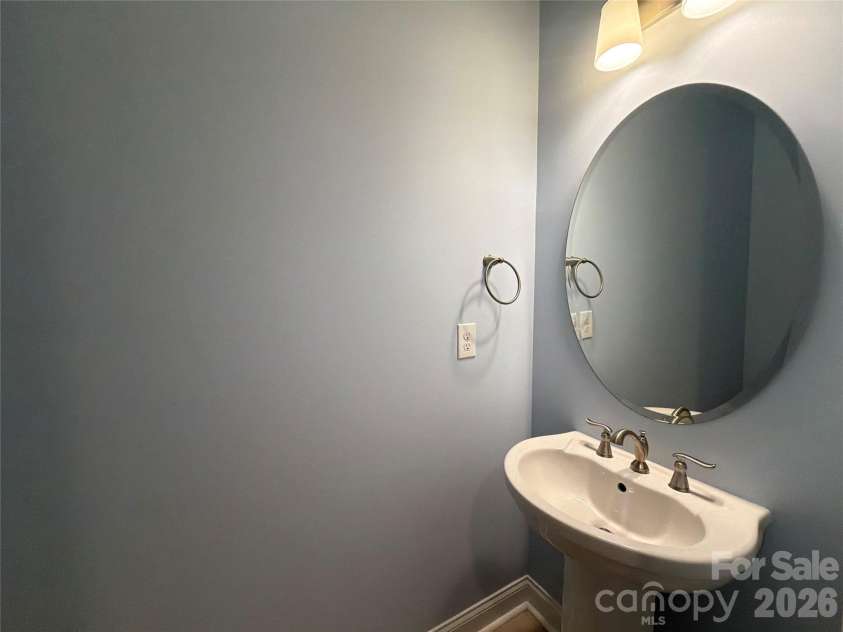 4237 Island Fox Lane, Denver, NC 28037.  MLS# CAR4432669, YatesRealty ID 55434. 