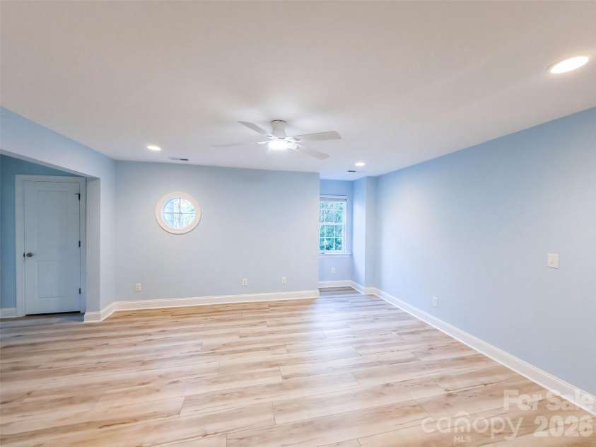 4237 Island Fox Lane, Denver, NC 28037.  MLS# CAR4432669, YatesRealty ID 55434. 