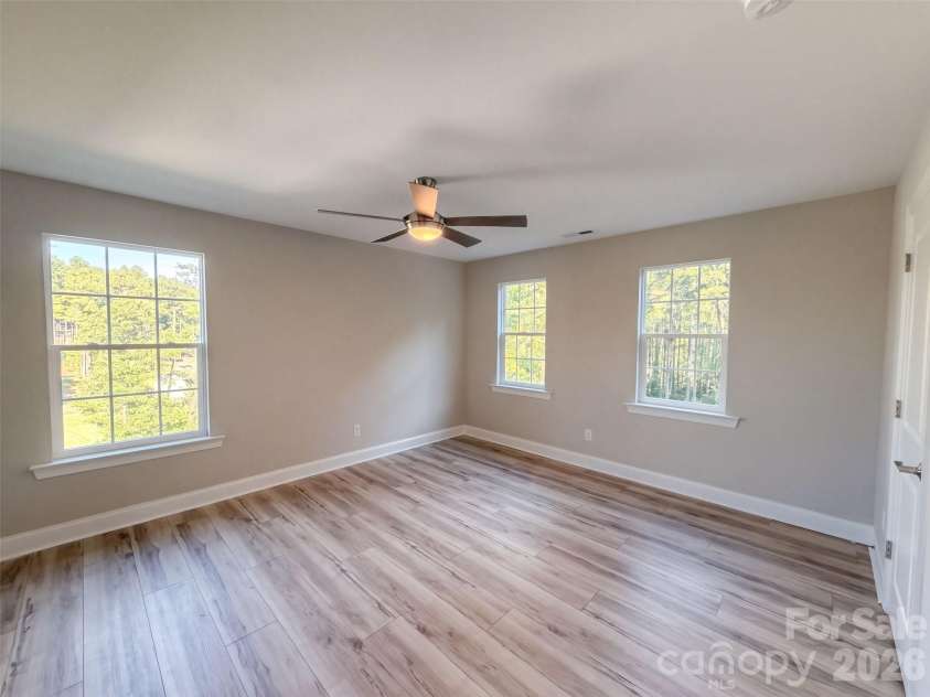 4237 Island Fox Lane, Denver, NC 28037.  MLS# CAR4432669, YatesRealty ID 55434. 