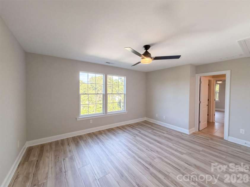 4237 Island Fox Lane, Denver, NC 28037.  MLS# CAR4432669, YatesRealty ID 55434. 
