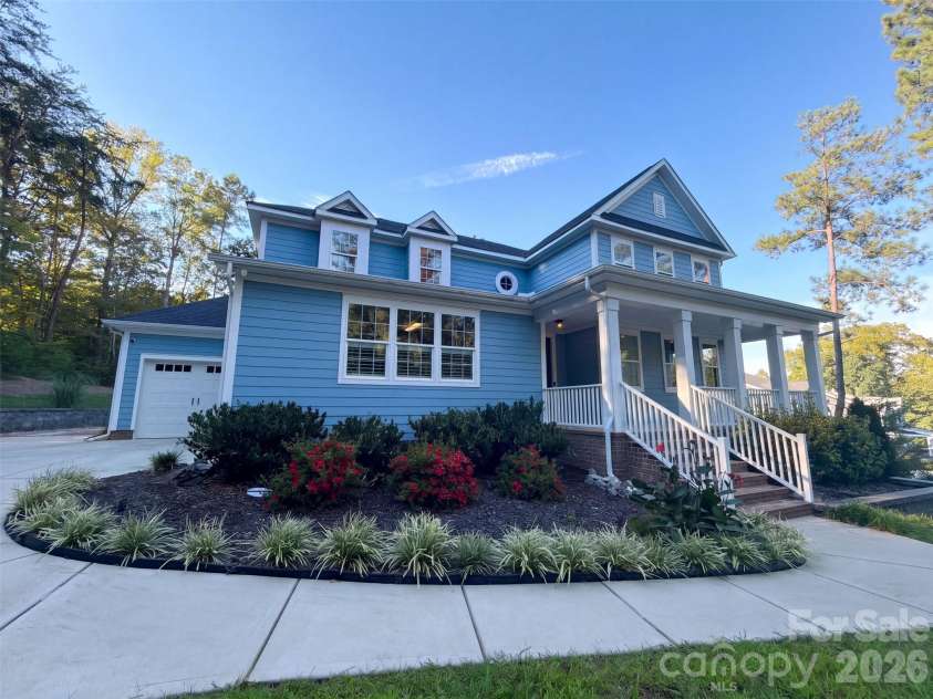 4237 Island Fox Lane, Denver, NC 28037.  MLS# CAR4432669, YatesRealty ID 55434. 