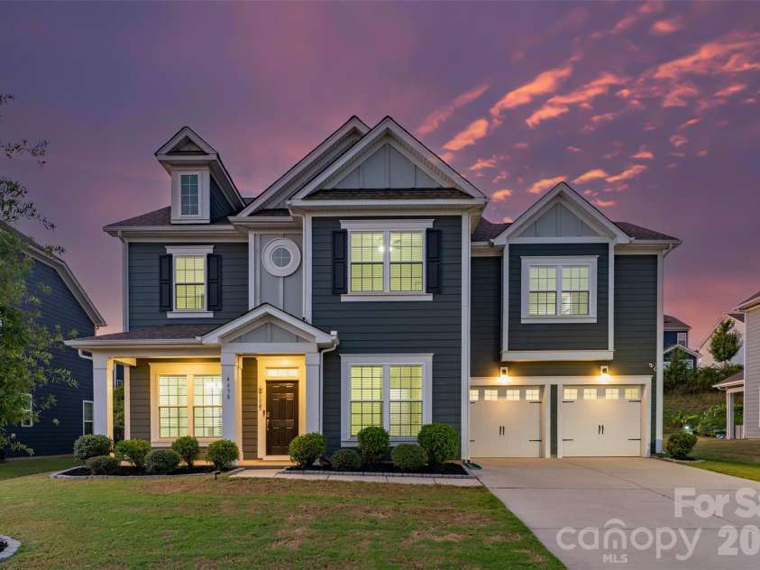 4638 Monument Valley Drive, Indian Land, SC 29707.  MLS# CAR4430010, YatesRealty ID 55436. Welcome to 4638 Monument Valley Drive!