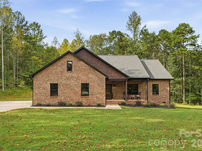 5615 Lou Lane, Iron Station, NC 28080.  MLS# CAR4431539, YatesRealty ID 55437. 