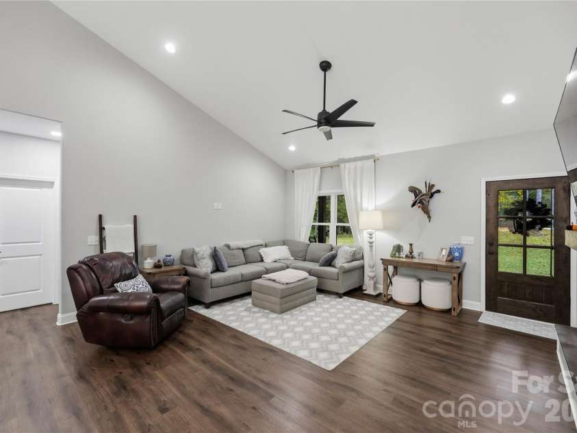 5615 Lou Lane, Iron Station, NC 28080.  MLS# CAR4431539, YatesRealty ID 55437. 