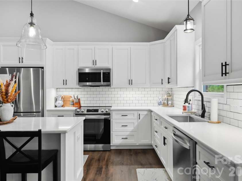 5615 Lou Lane, Iron Station, NC 28080.  MLS# CAR4431539, YatesRealty ID 55437. 