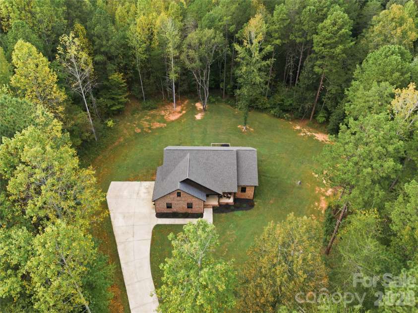 5615 Lou Lane, Iron Station, NC 28080.  MLS# CAR4431539, YatesRealty ID 55437. 